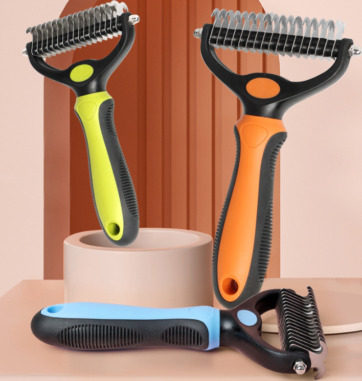 Cavaunory™ 2-in-1 Gentle Dematting & Deshedding Brush for Dogs & Cats